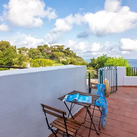 Oasi Castiglione Hotel 4*