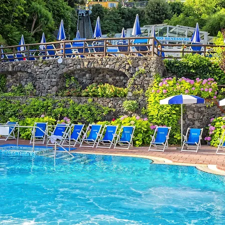 Oasi Castiglione Hotel 4*