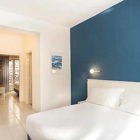 Oasi Castiglione Hotel 4*
