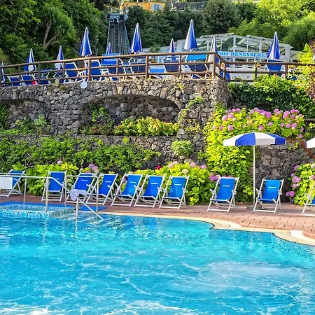 Oasi Castiglione Hotel