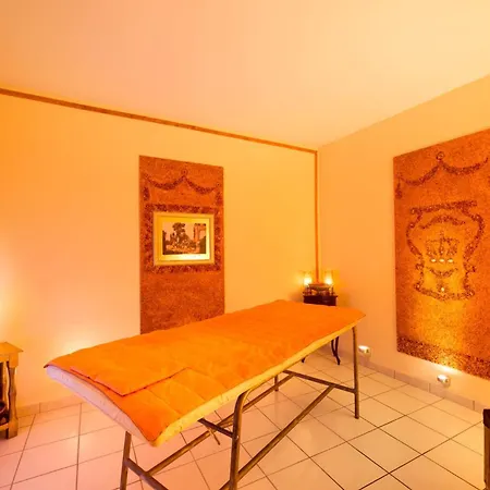 Oasi Castiglione Hotel 4*